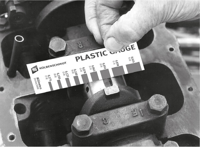 3256