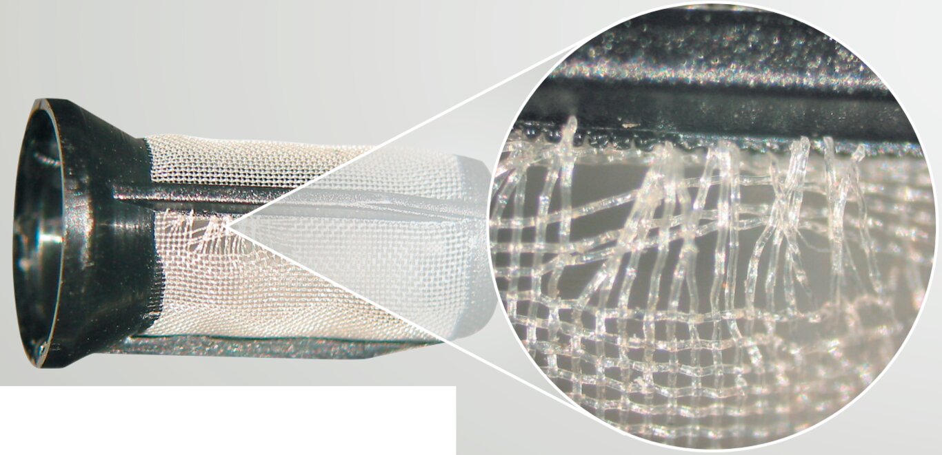 Filtre-tamis endommagé d'une pompe à ailettes E1F (cliquer pour agrandir) Filtre-tamis endommagé d'une pompe à ailettes E1F