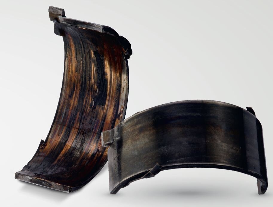 Stangenseitige Pleuellagerschale Stahl-Bronze-Verbundwerkstoff mit Galvanik-Beschichtung (zum Vergrößern anklicken) Stangenseitige Pleuellagerschale Stahl-Bronze-Verbundwerkstoff mit Galvanik-Beschichtung