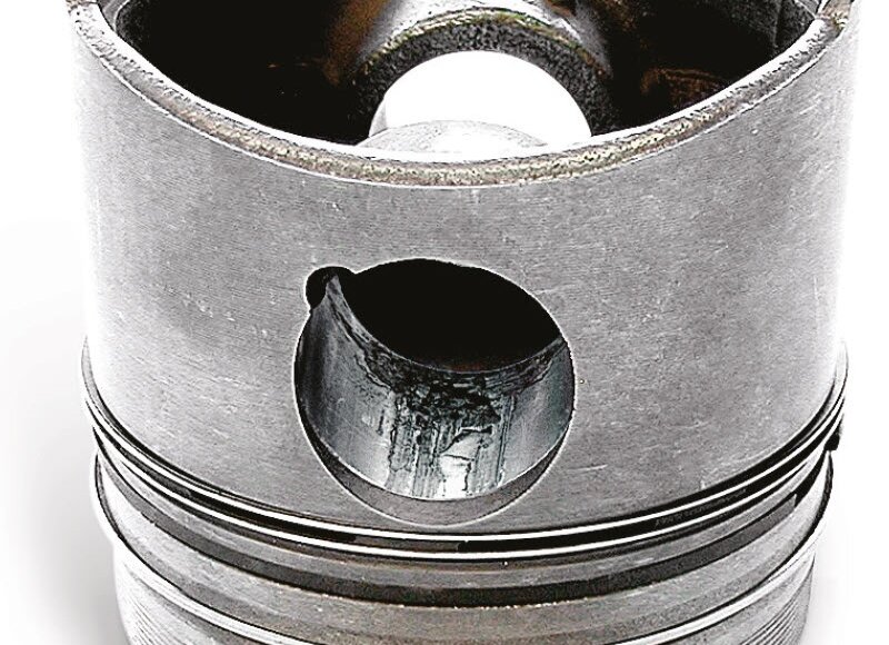 Seizure in the piston pin bosses (shrink-fit connecting rod) | Kolbenschmidt | Motorservice